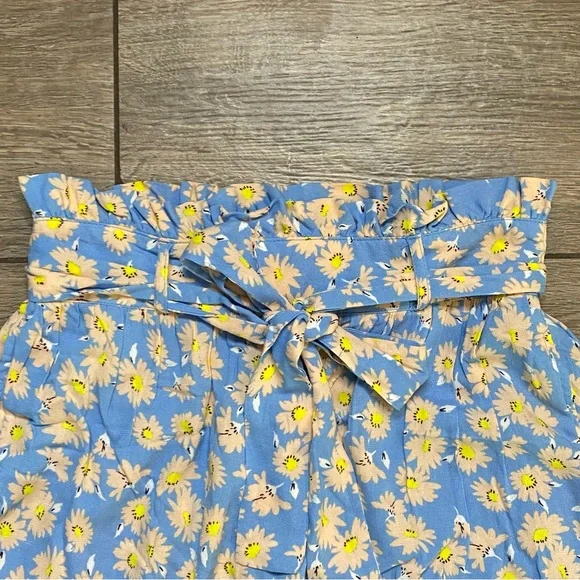 Who What Wear Small Floral Skirt - Picture 4 of 7